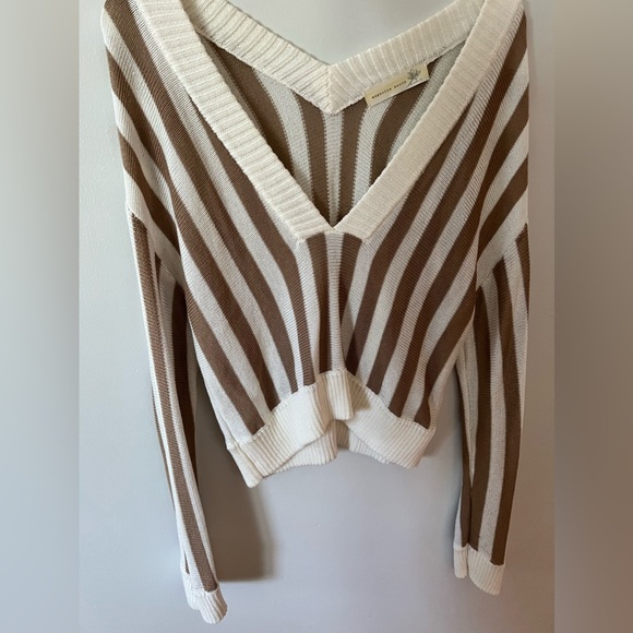 Magnolia South Vertical Striped Cropped Sweater - Picture 2 of 7